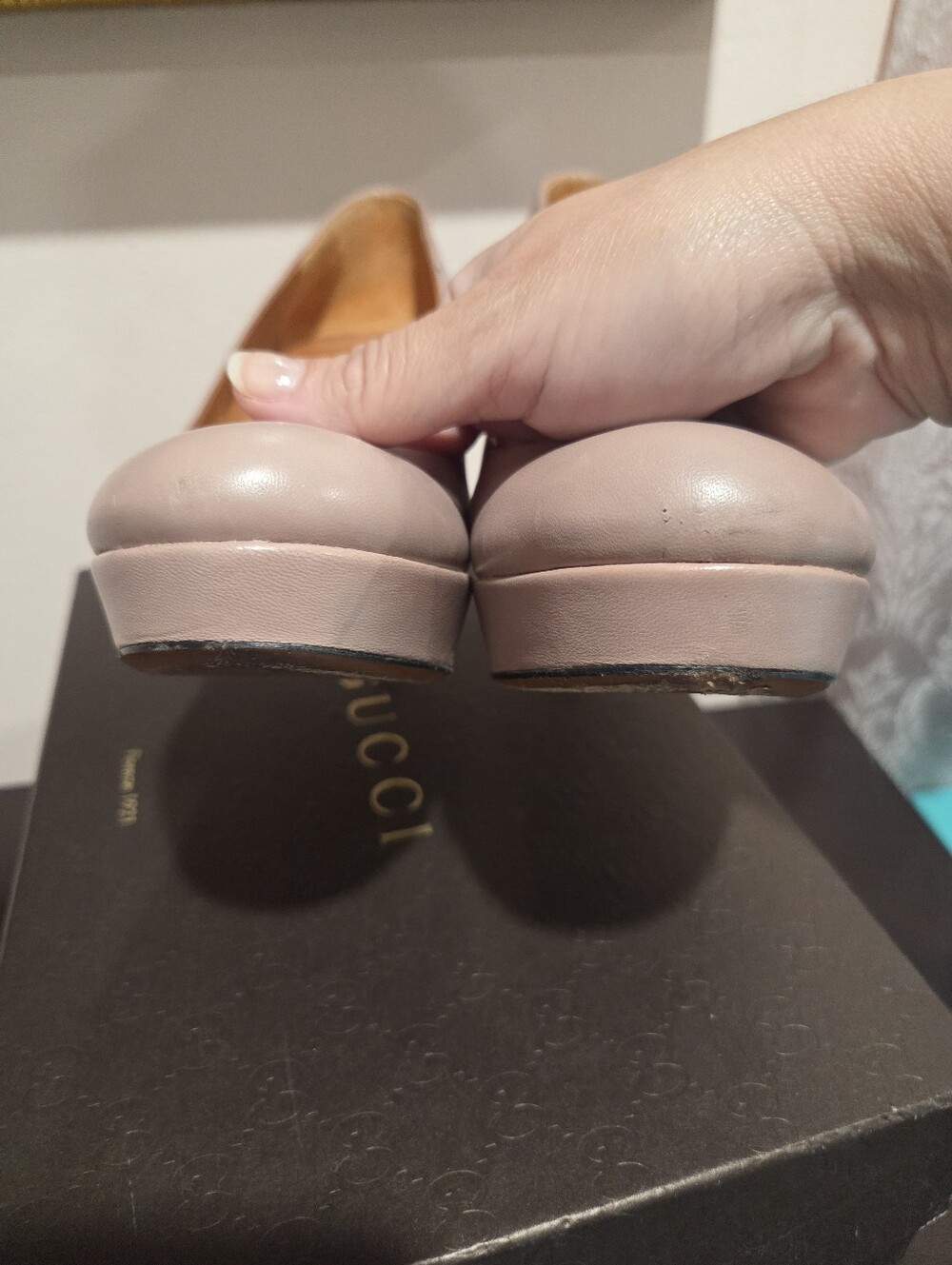 Gucci Platform Pumps - Picture 2 of 16